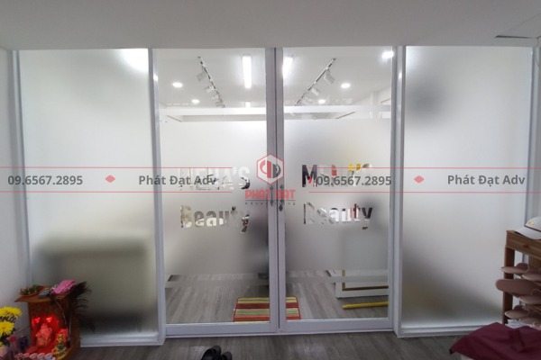 CẮT CHỮ DECAL GIÁ SỈ THEO YÊU CẦU UY TÍN ĐẸP NHẤT HIỆN NAY