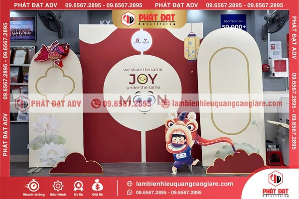 Mẫu backdrop Trung Thu truyền thống với trăng, đèn lồng và hoa sen